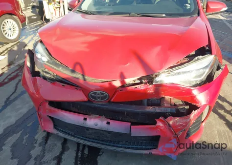 2018 Toyota Corolla Se из США, поврежденный, VIN 5YFBURHE1JP757045